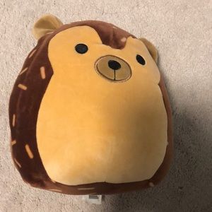 One medium sized squishmallow